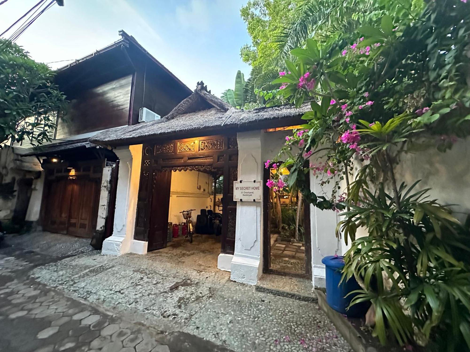My Secret Home Seminyak  Luaran gambar